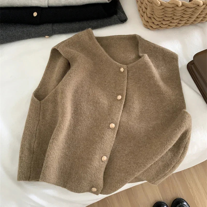 Gilet sans manches à boutons dorés pour femme, en maille douce, style cardigan, idéal pour l'automne et l'hiver, tenue chic coréenne.