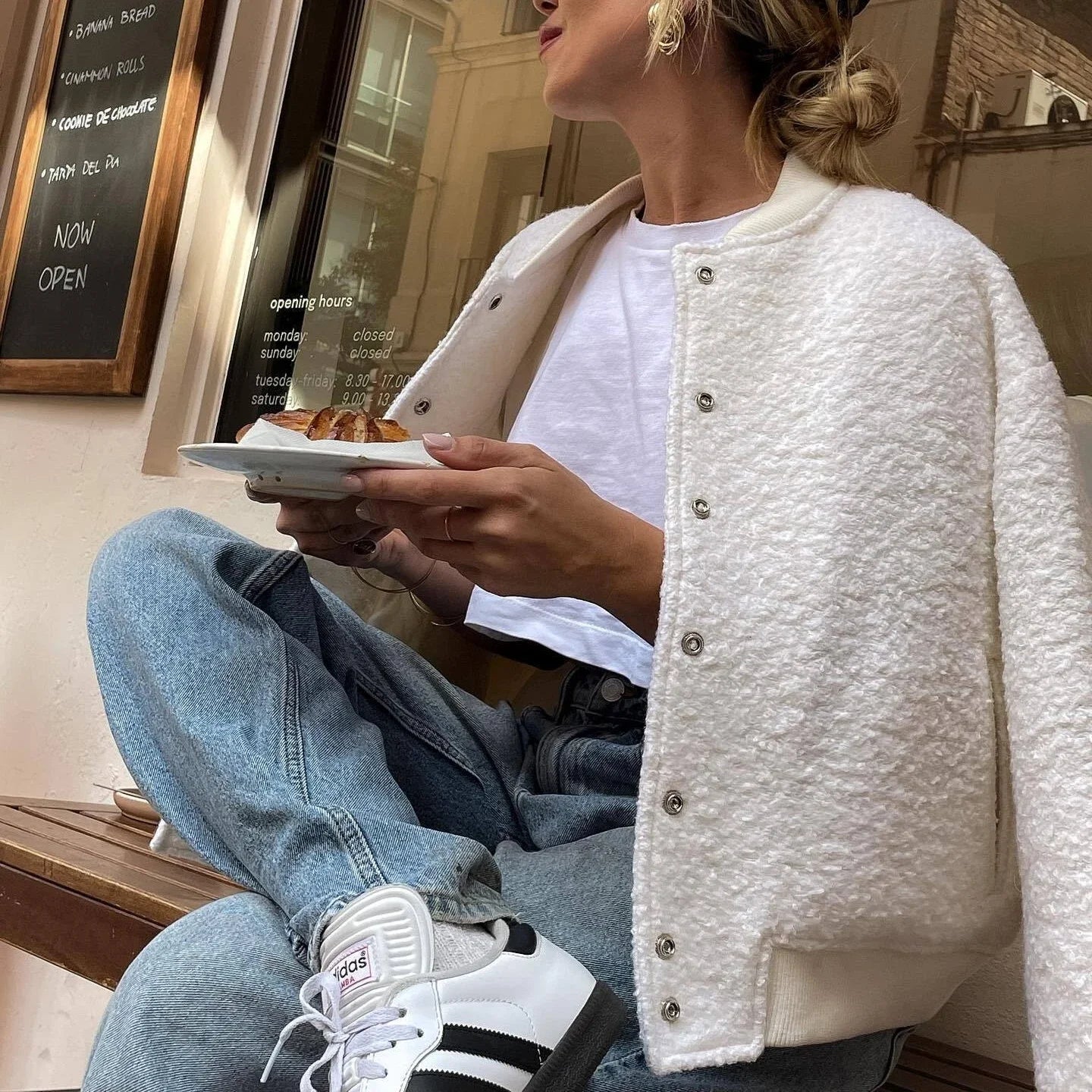 Autumn Bomber Jacket with Pocket White Lambswool Coat Women Casual Fashion and Chic Office Lady Outwear 2025 New