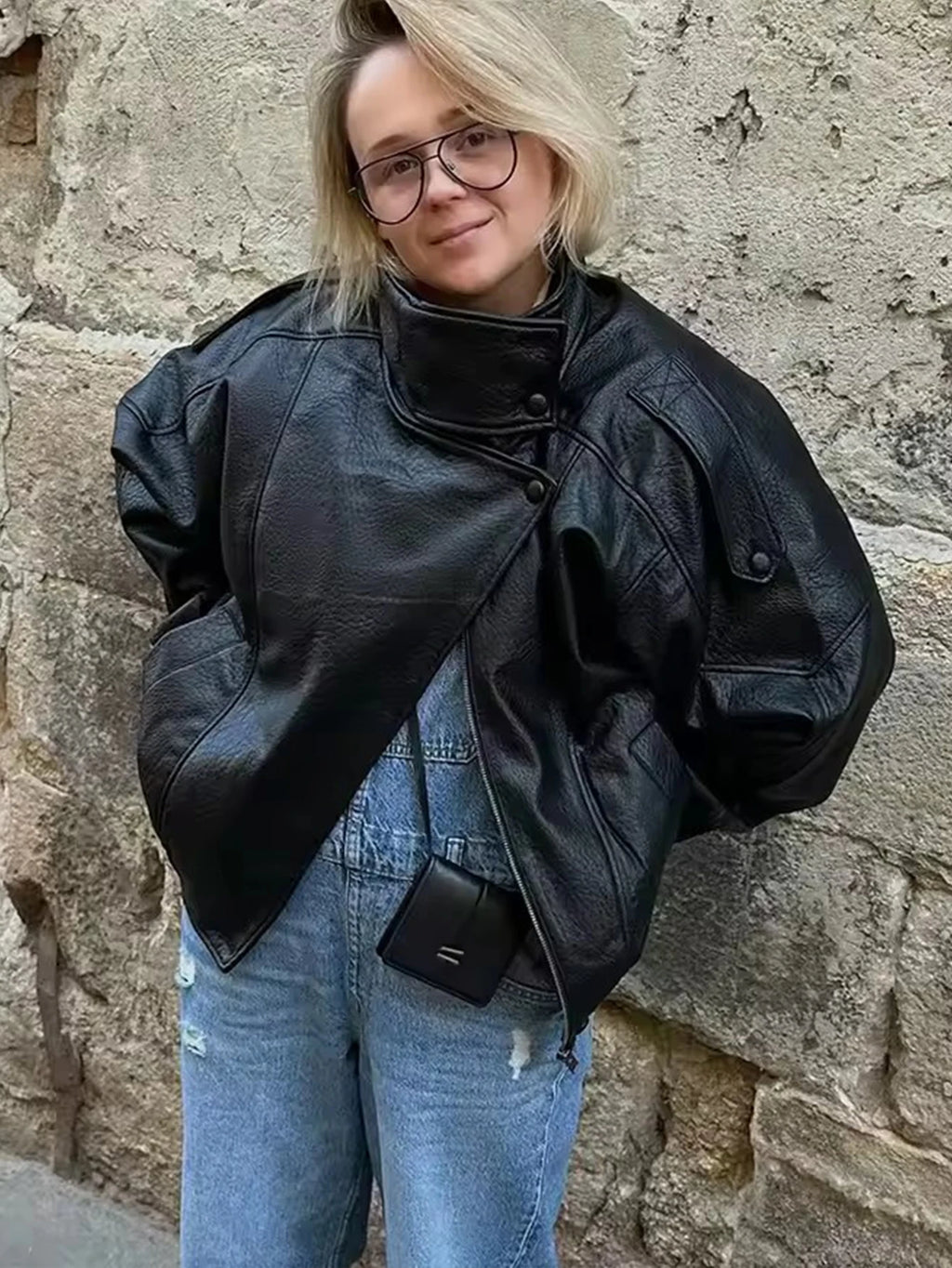 KONDALA Chaquetas de cuero negras elegantes e informales para mujer, abrigos holgados de manga larga con botones elásticos, moda Otoño 2025, abrigos de calle